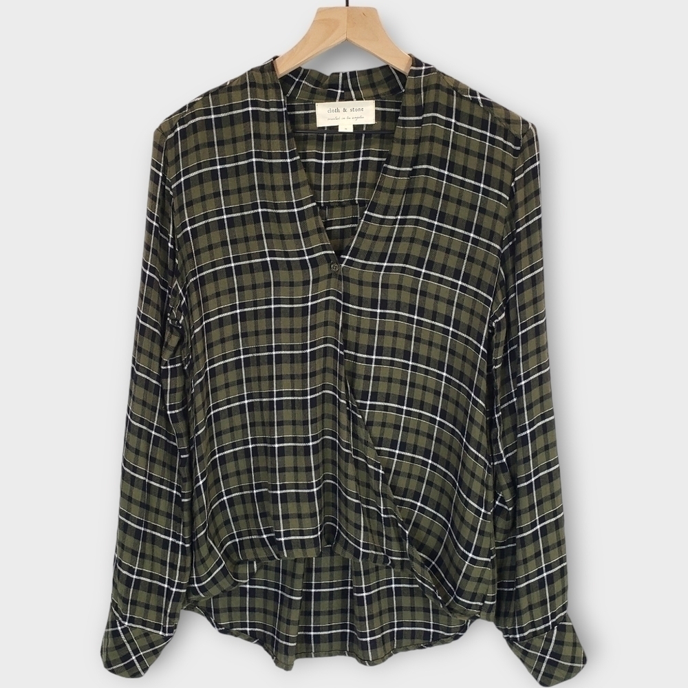 Anthropologie Cloth & Stone Plaid Drape Front Top Small